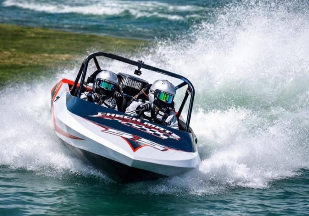 Sprint Boat
